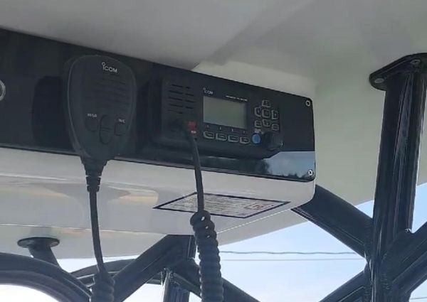 Catamaran 23-CENTER-CONSOLE image