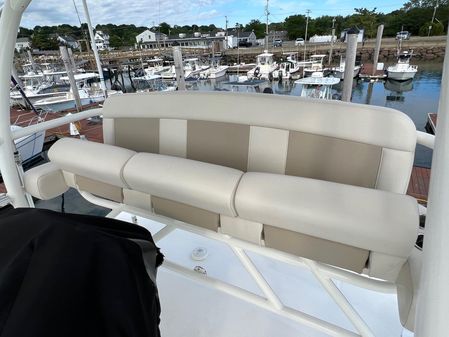 Boston-whaler 420-OUTRAGE image