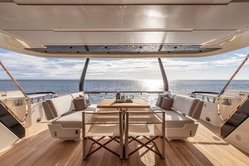 Ferretti Yachts 1000 image