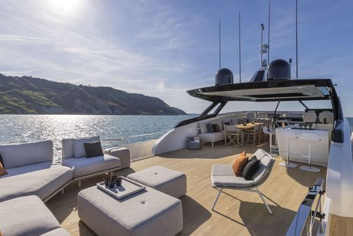 Ferretti Yachts 1000 image