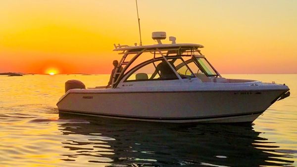 Pursuit DC 265 Dual Console