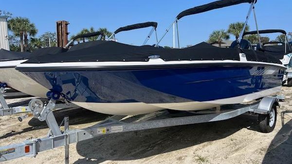 Bayliner Element E18 