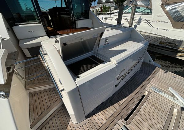 Tiara-yachts C44-COUPE image