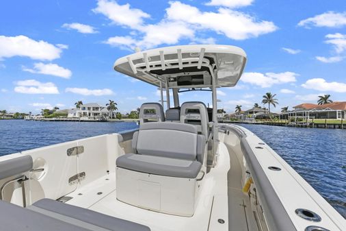 Boston Whaler 330 Outrage image