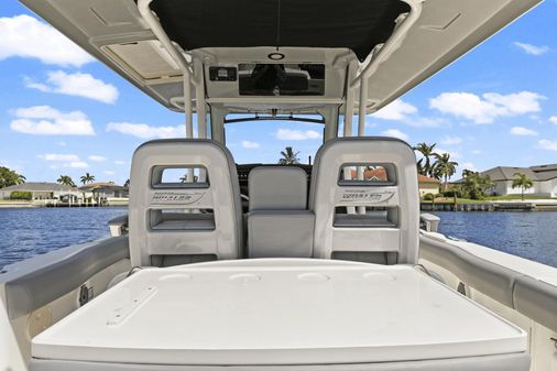 Boston Whaler 330 Outrage image