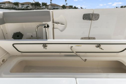 Boston Whaler 330 Outrage image