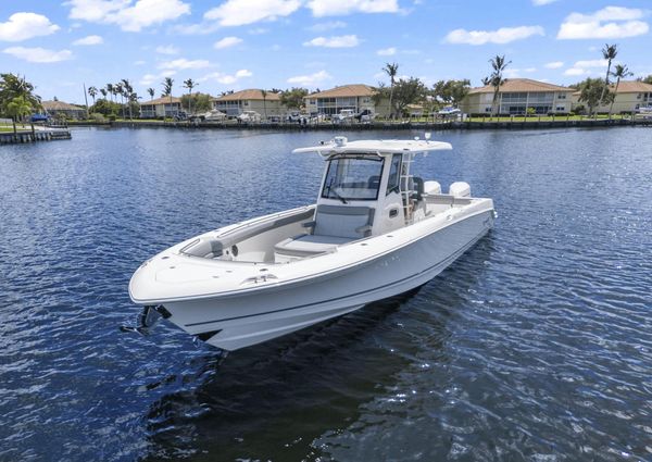 Boston Whaler 330 Outrage image