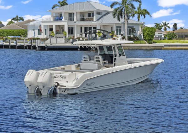 Boston Whaler 330 Outrage image