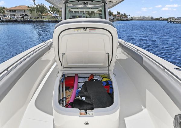 Boston Whaler 330 Outrage image