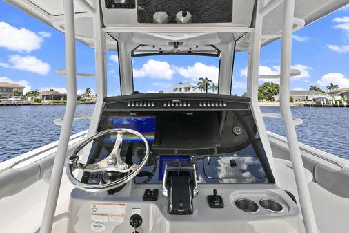 Boston Whaler 330 Outrage image