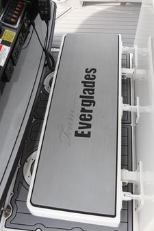 Everglades 435CC image