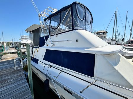 Silverton MOTOR-YACHT image