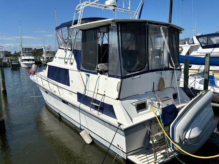 Silverton MOTOR-YACHT image