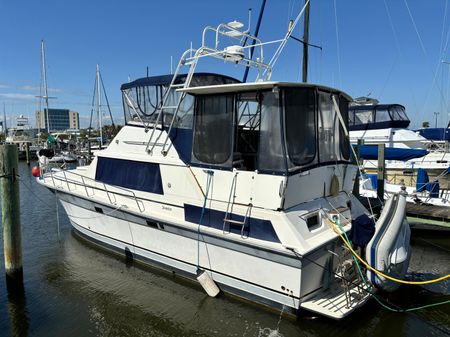 Silverton MOTOR-YACHT image