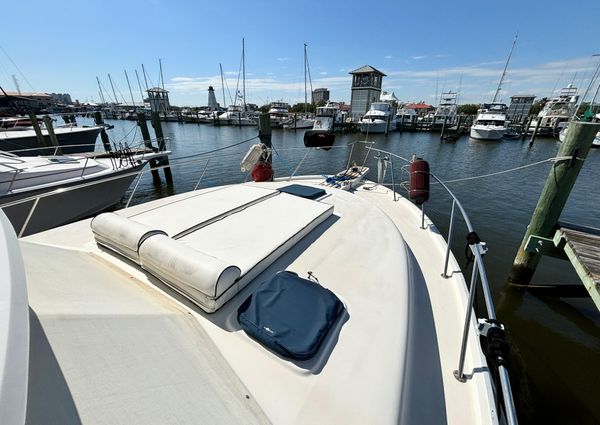 Silverton MOTOR-YACHT image