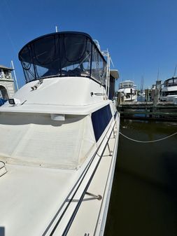 Silverton MOTOR-YACHT image