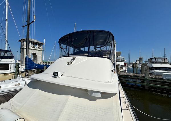 Silverton MOTOR-YACHT image