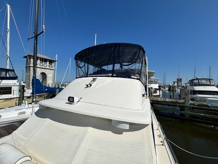 Silverton MOTOR-YACHT image