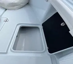 Yellowfin 39 Offshore image