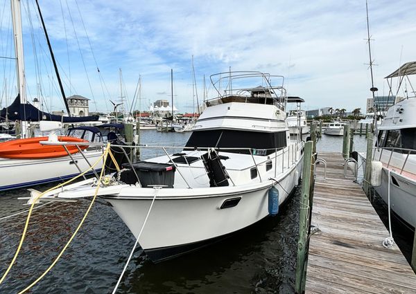 Carver 3607 Aft Cabin image