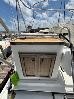 Carver 3607 Aft Cabin image