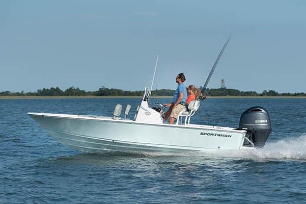 Sportsman Masters 207 Bay Boat - main image