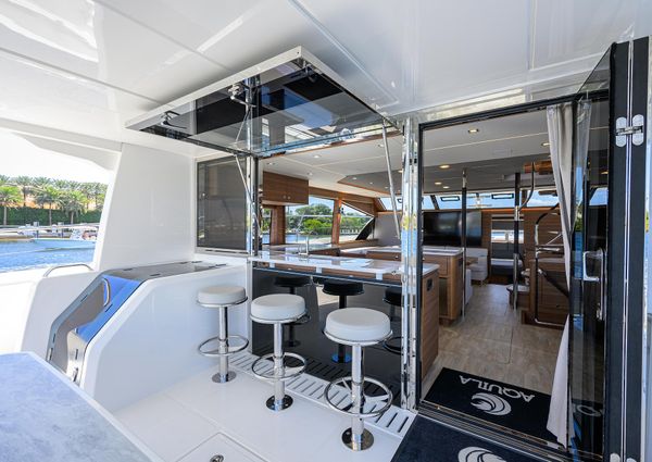 Aquila 54 Yacht image