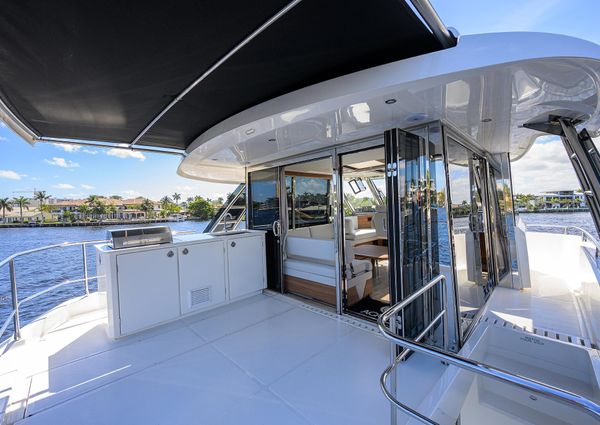 Aquila 54 Yacht image