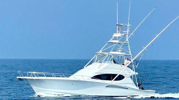 Hatteras 54 Convertible 