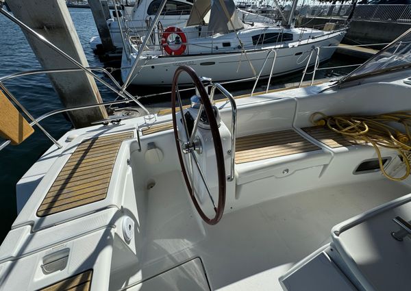 Beneteau 49-OCEANIS image