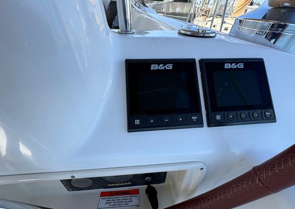 Beneteau 49-OCEANIS image