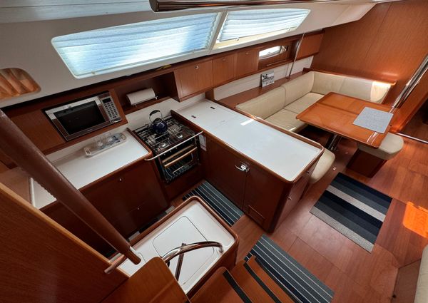 Beneteau 49-OCEANIS image