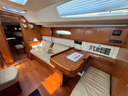 Beneteau 49-OCEANIS image