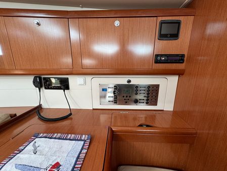 Beneteau 49-OCEANIS image