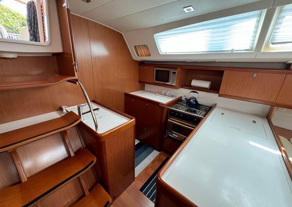 Beneteau 49-OCEANIS image