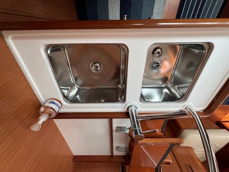 Beneteau 49-OCEANIS image