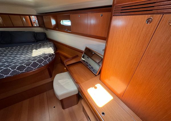 Beneteau 49-OCEANIS image