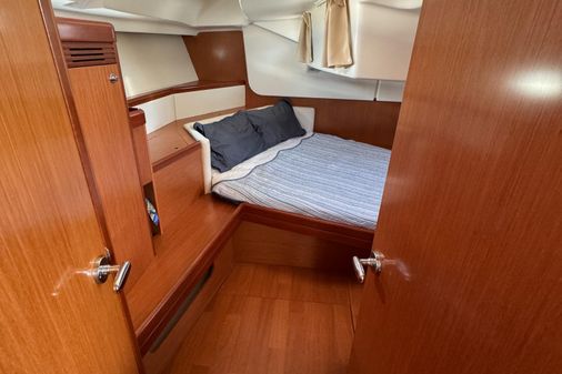 Beneteau 49-OCEANIS image