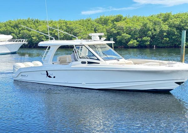 Boston Whaler 350 Realm image