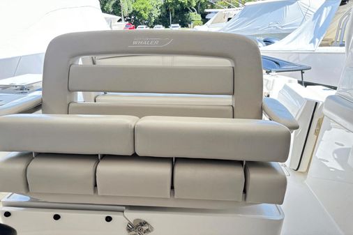 Boston Whaler 350 Realm image