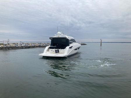 Sea Ray 470 Sundancer image