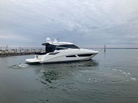 Sea Ray 470 Sundancer image