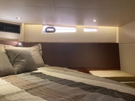 Sea Ray 470 Sundancer image
