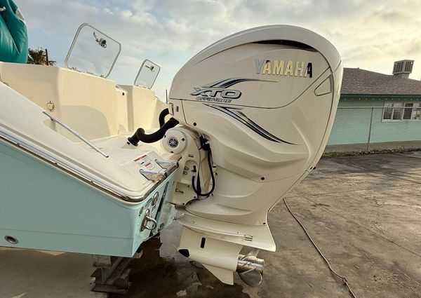 Cobia 320 Center Console image
