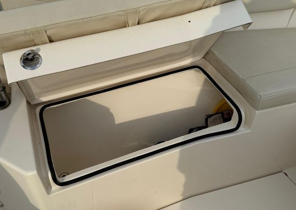 Cobia 320 Center Console image