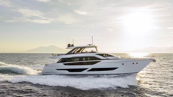 Ferretti Yachts 860 