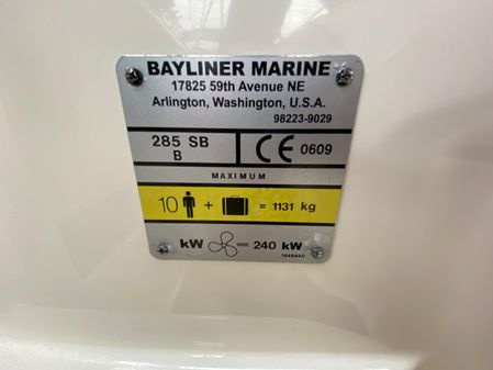 Bayliner 285 image