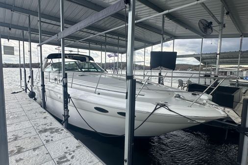 Sea Ray 380 Sundancer image