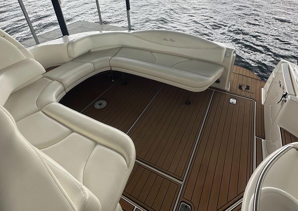 Sea Ray 380 Sundancer image