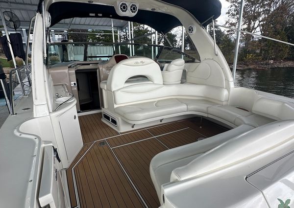 Sea Ray 380 Sundancer image